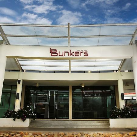 Bb Bunkers Pansiyon Santubong Dış mekan fotoğraf